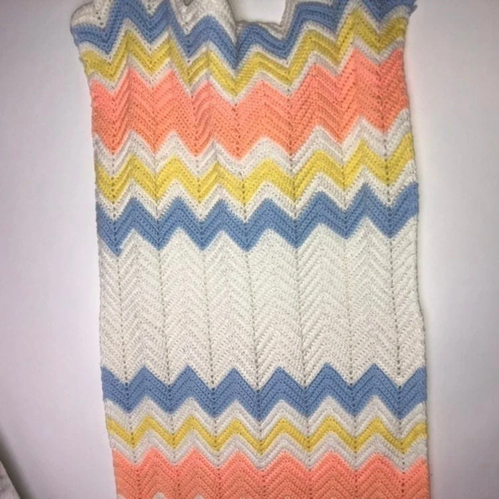 Crochet‎ Blanket Pastel Color Grannycore Chevron Pattern
